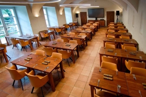 EFI Congress Hall (Stables) – Table Layout Options